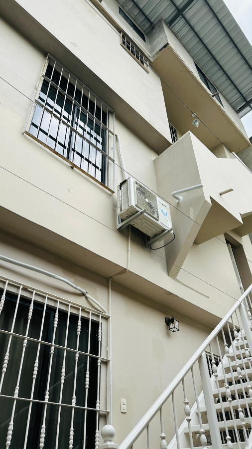 Large 2-Bedroom Apartment, Close To The American Consulate Гуаякиль Экстерьер фото